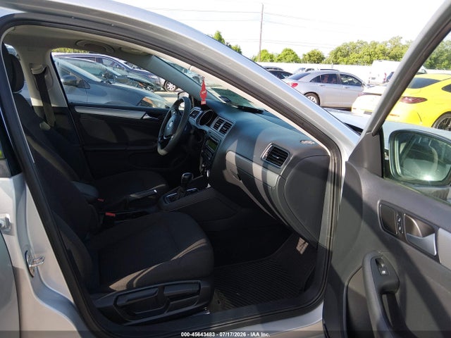 صورة 5 لـ 2015 Volkswagen JETTA 1.8T SE