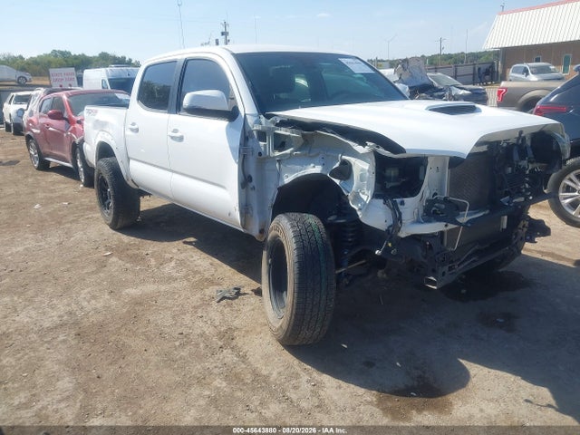 2018 TOYOTA TACOMA TRD SPORT