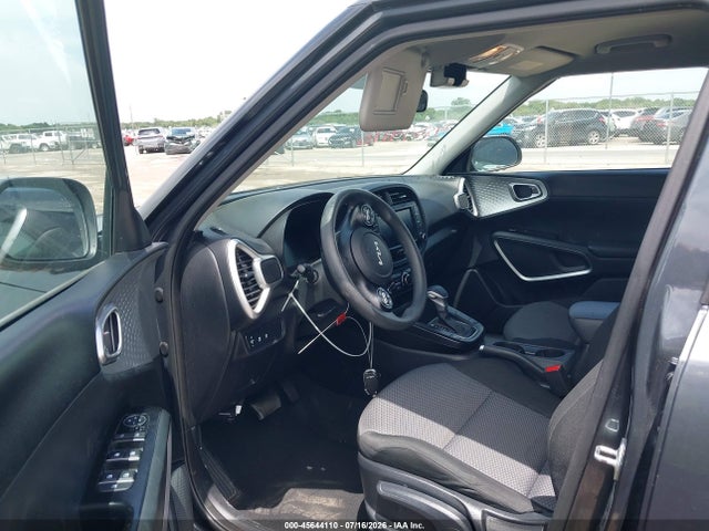 2023 KIA SOUL LX 5