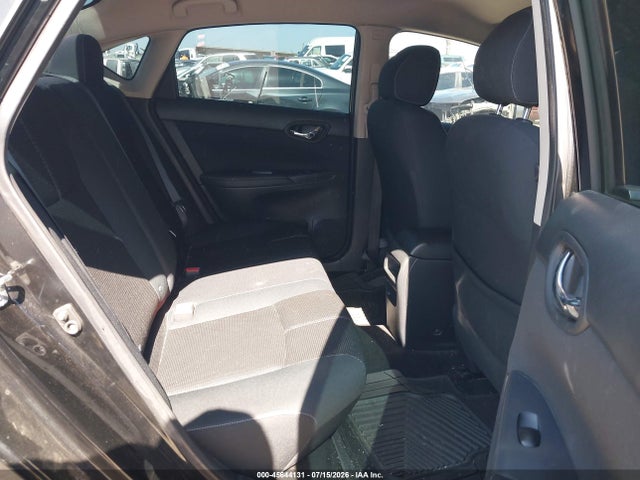 صورة 8 لـ 2016 Nissan SENTRA S