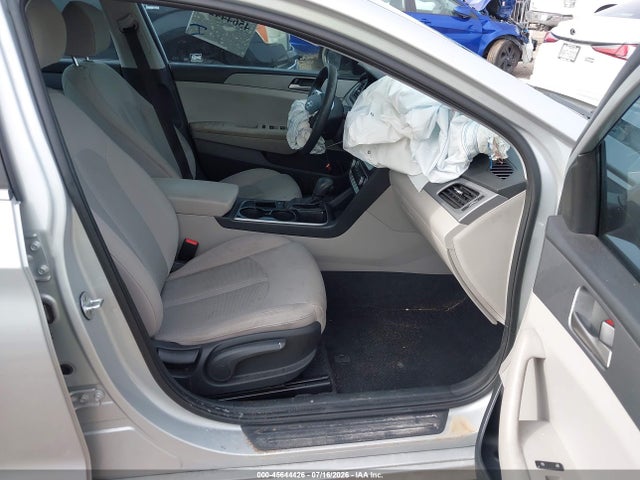 2019 Hyundai SONATA SE photo 5