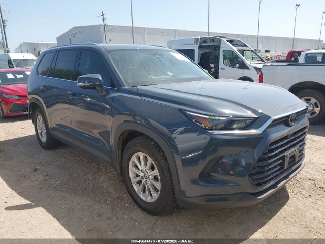 2024 TOYOTA GRAND HIGH XLE