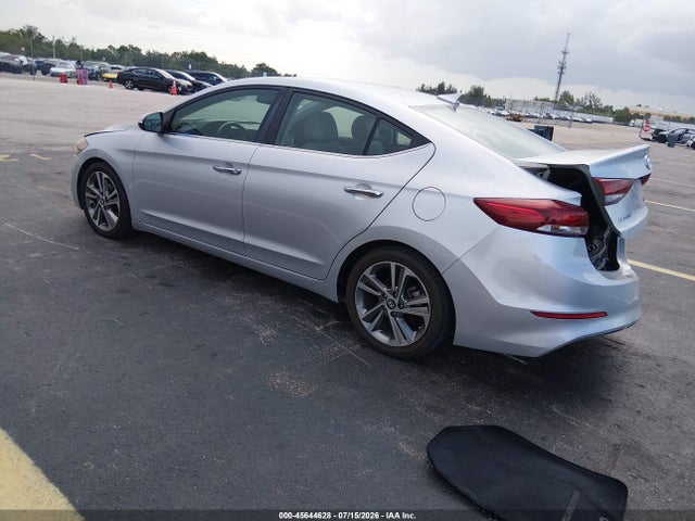 صورة 3 لـ 2017 Hyundai ELANTRA LIMITED