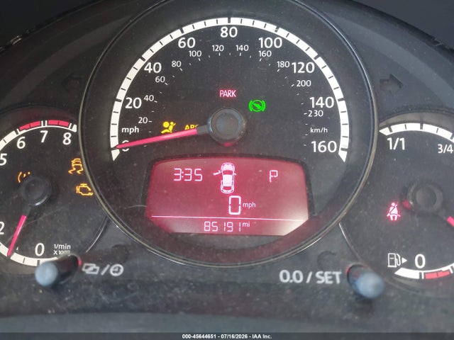 2013 Volkswagen BEETLE 2.5L photo 7