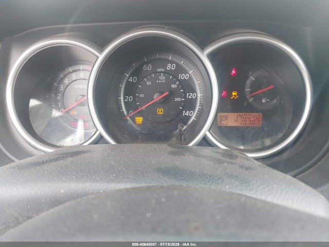 2012 Nissan VERSA 1.8 SL — фото 7