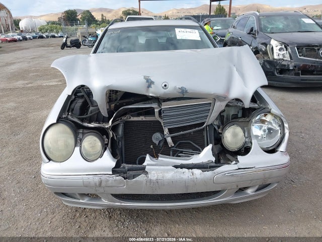 2000 Mercedes-BENZ E 320 照片 6