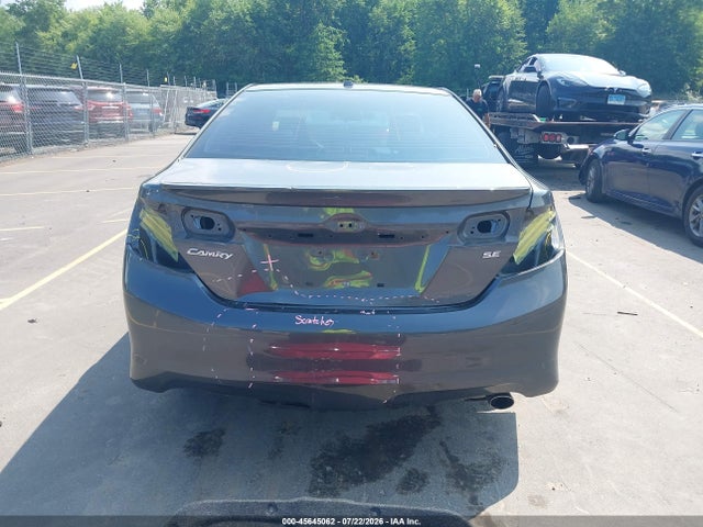 2013 Toyota CAMRY SE — миниатюра 17