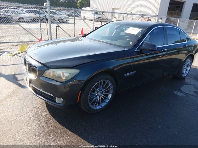 2012 BMW 740I 照片 2