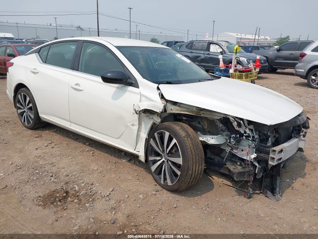 2022 NISSAN ALTIMA SR INTELLIGENT AWD