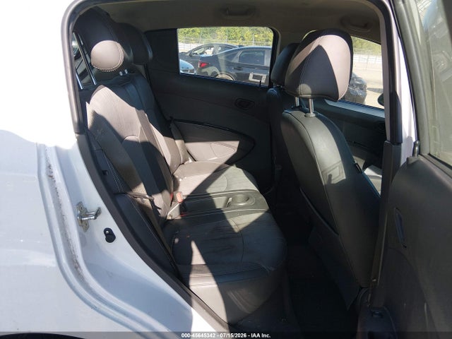 2015 Chevrolet SPARK 1LT CVT — фото 8