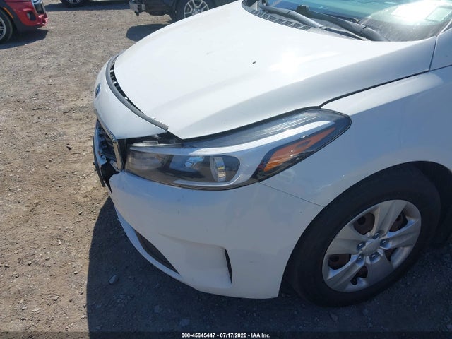 صورة مصغرة 14 لـ 2017 KIA FORTE LX