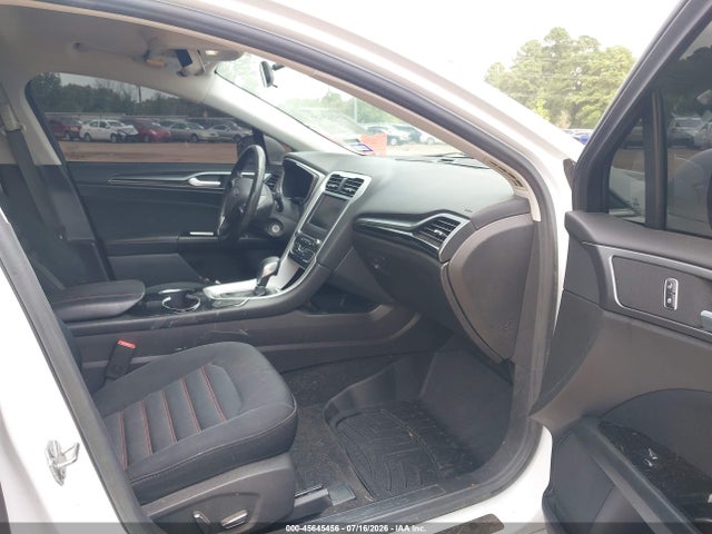 صورة 5 لـ 2016 FORD FUSION SE