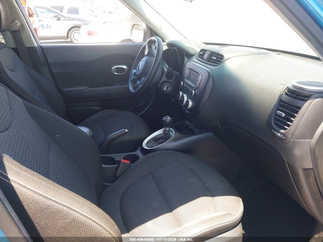 2016 KIA SOUL + photo 5