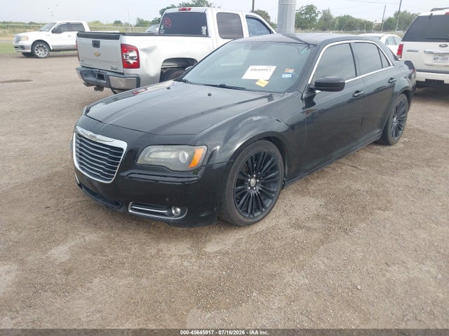 صورة 2 لـ 2012 Chrysler 300 S V6