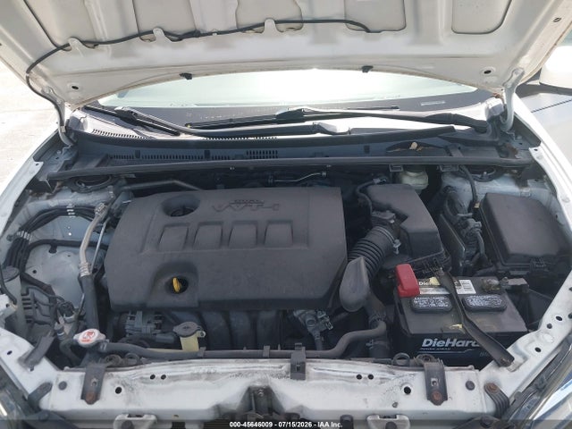 2018 Toyota COROLLA LE photo 10