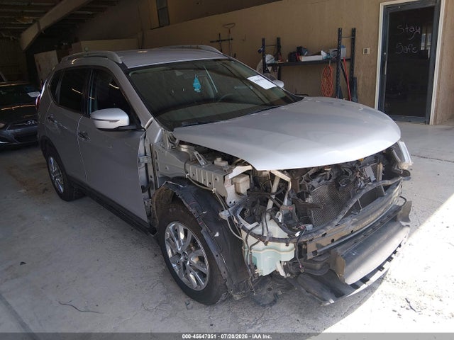 2018 NISSAN ROGUE SV