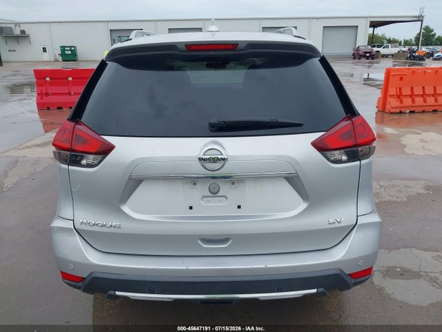 2019 NISSAN ROGUE SV 17