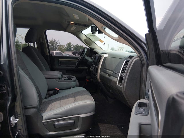 صورة 5 لـ 2017 RAM 1500 BIG HORN 4X4 5'7 BOX