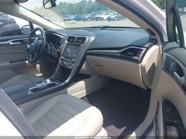 2017 FORD FUSION ENERGI SE LUXURY 5