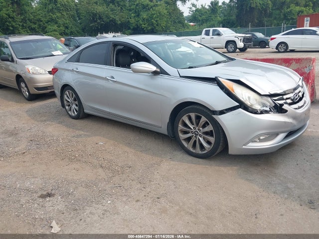 2013 HYUNDAI SONATA SE