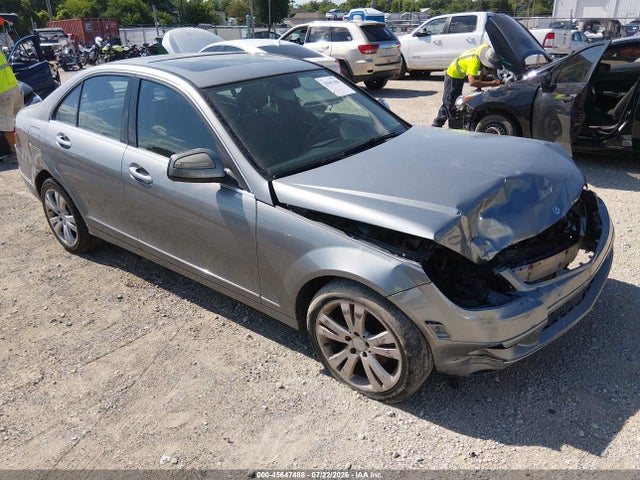 2009 Mercedes-BENZ C 300 照片 1