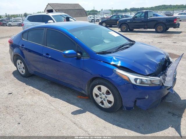 2017 KIA FORTE LX