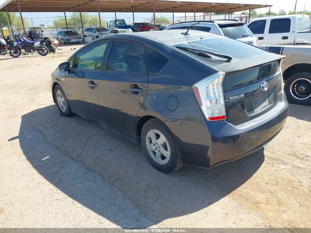 2011 Toyota PRIUS FOUR — фото 3