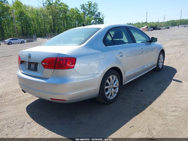2014 Volkswagen JETTA 1.8T SE — фото 4
