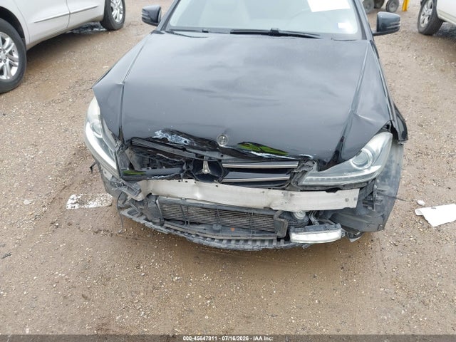صورة 6 لـ 2015 Mercedes-BENZ C 250