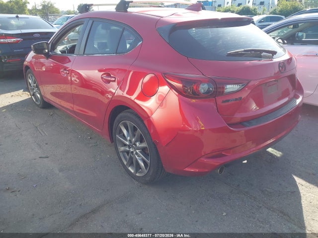 صورة 3 لـ 2018 Mazda MAZDA3 GRAND TOURING