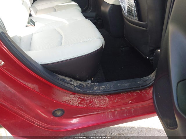 صورة 8 لـ 2018 Mazda MAZDA3 GRAND TOURING