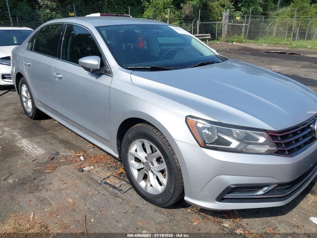 صورة 6 لـ 2017 Volkswagen PASSAT 1.8T S