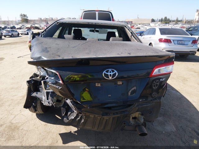 2014 Toyota CAMRY SE — миниатюра 16