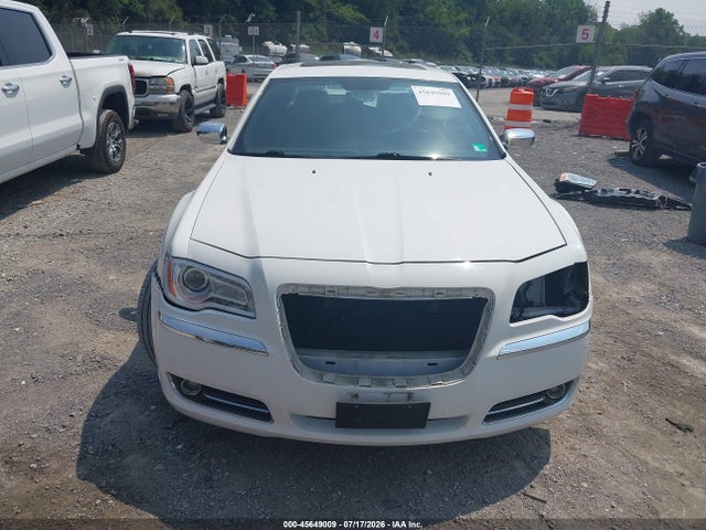 2011 Chrysler 300 LIMITED — миниатюра 13