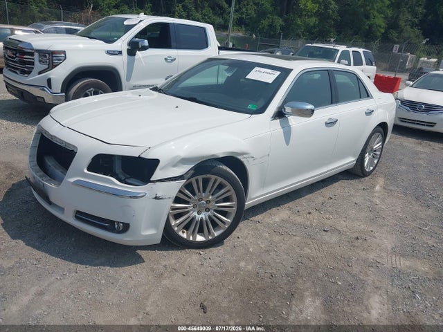 صورة 2 لـ 2011 Chrysler 300 LIMITED