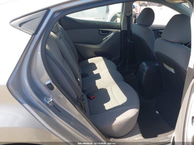 2015 Hyundai ELANTRA SE photo 8