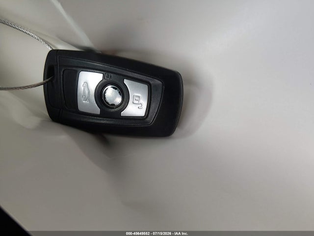 صورة مصغرة 11 لـ 2015 BMW 320I