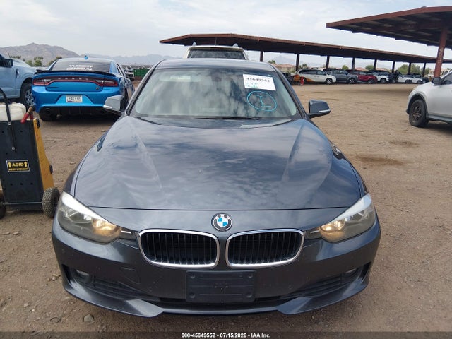 صورة 6 لـ 2015 BMW 320I