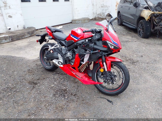 2026 HONDA CBR650 R