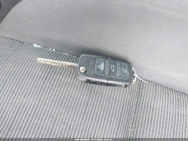 2008 Volkswagen RABBIT S — миниатюра 11