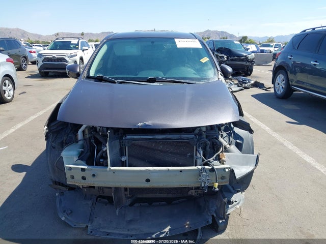 2015 Nissan VERSA 1.6 SV 照片 6