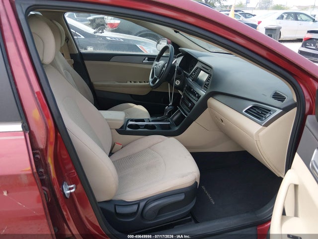 2016 Hyundai SONATA SE — фото 5