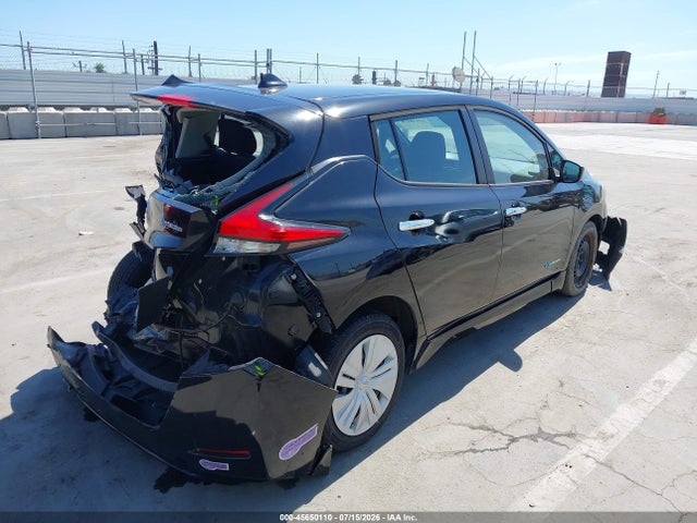2019 Nissan LEAF S — фото 4