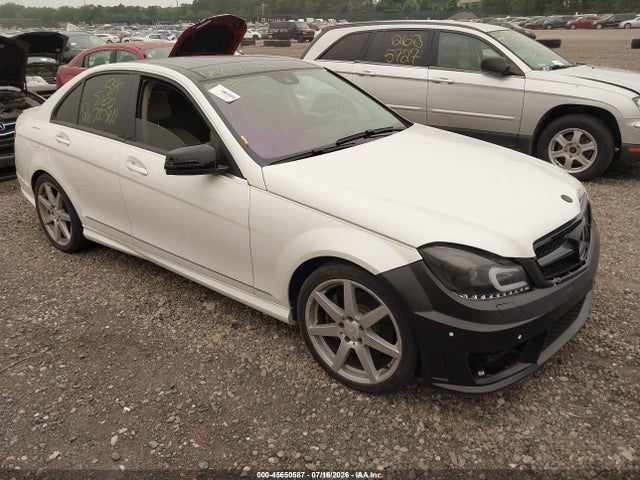 2014 MERCEDES-BENZ C SPORT