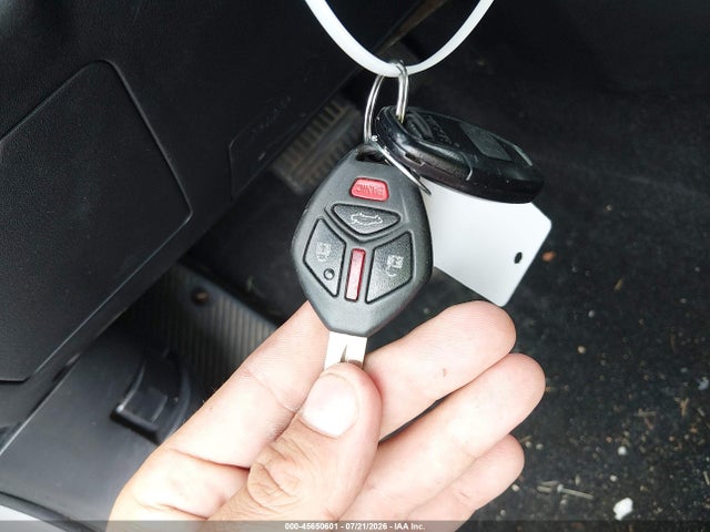 2014 Mitsubishi LANCER ES — миниатюра 11