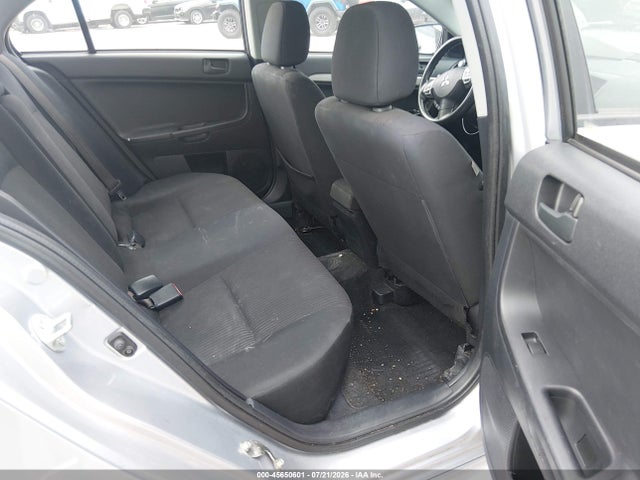 2014 Mitsubishi LANCER ES photo 8