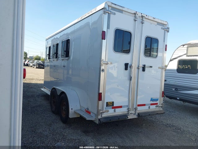 2023 FEATHERLITE UNKNOWN 3