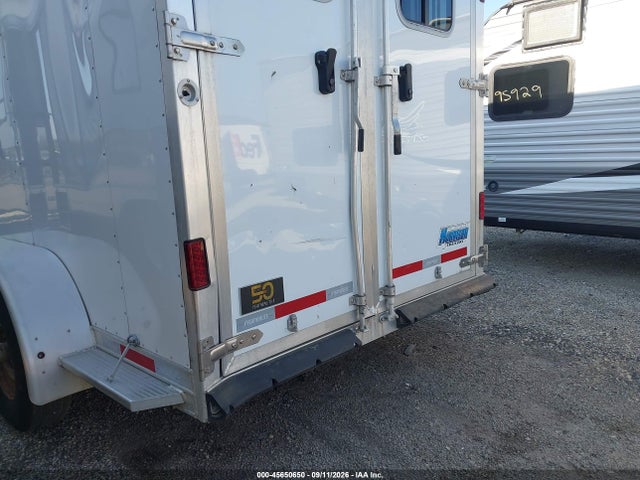 2023 FEATHERLITE UNKNOWN 6