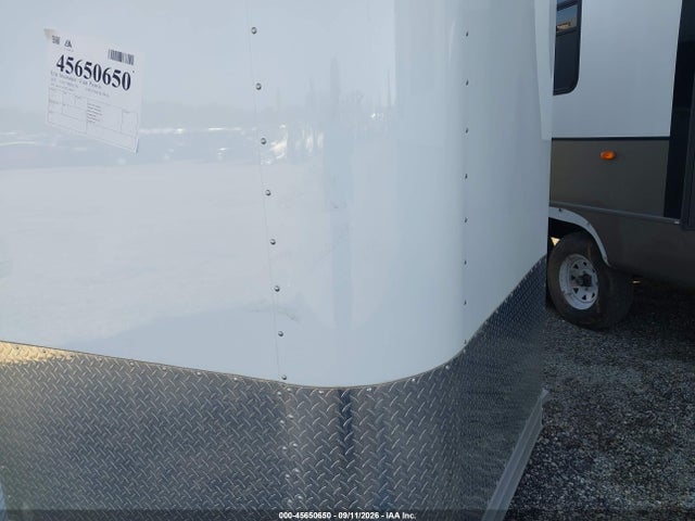 2023 FEATHERLITE UNKNOWN 7