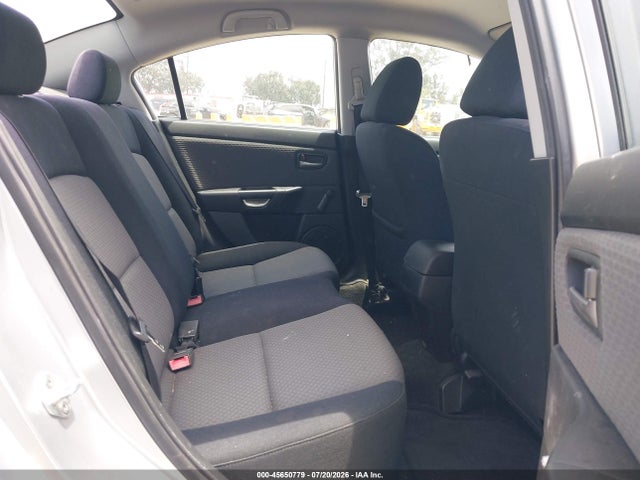 صورة 8 لـ 2006 Mazda MAZDA3 I